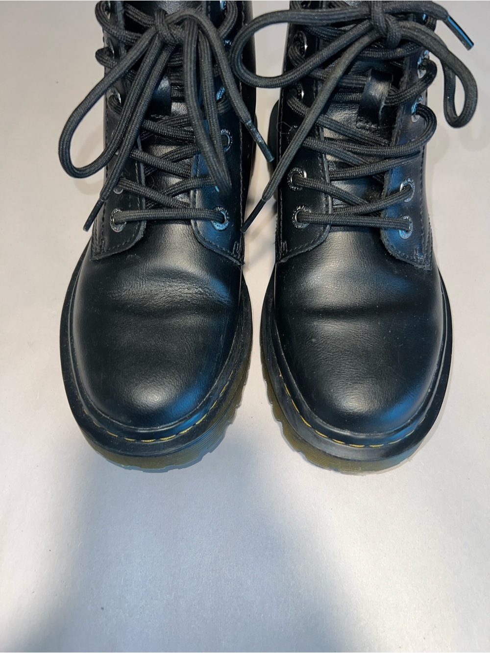 DR. MARTENS LUANA BLACK LEATHER AIR WAIR 7EYELET COMBAT BOOTS WOMENS US 5 - Picture 3 of 12